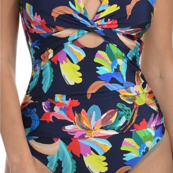 LA BLANCA
Sea Twist Keyhole One Piece Swimsuit - Picture 2 of 9